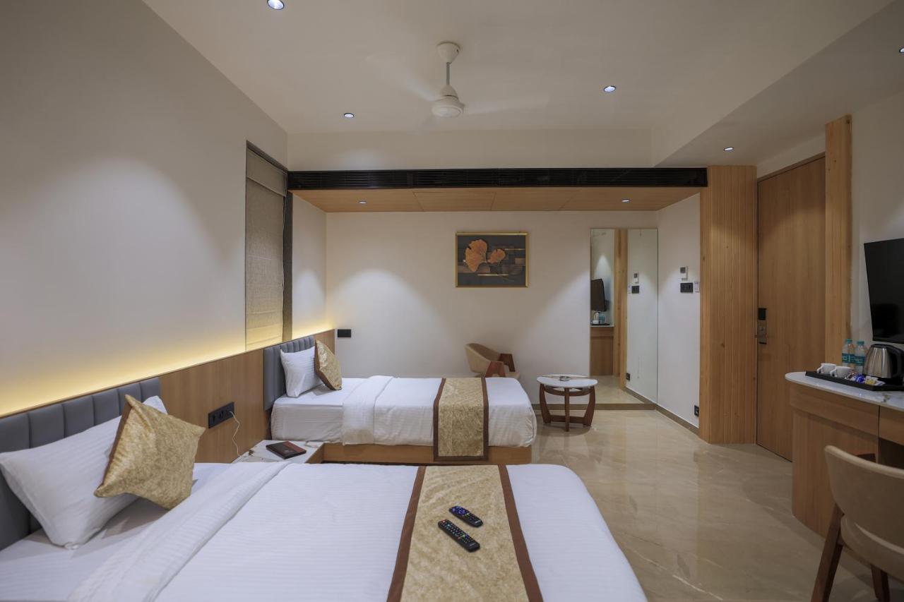 Hotel Aditya Mansingh Inn Somnath Exterior photo